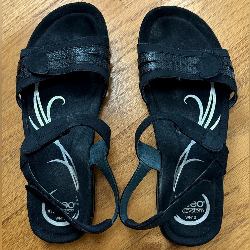 Abeo Black Sport Sandals with Velcro Straps. Size 10